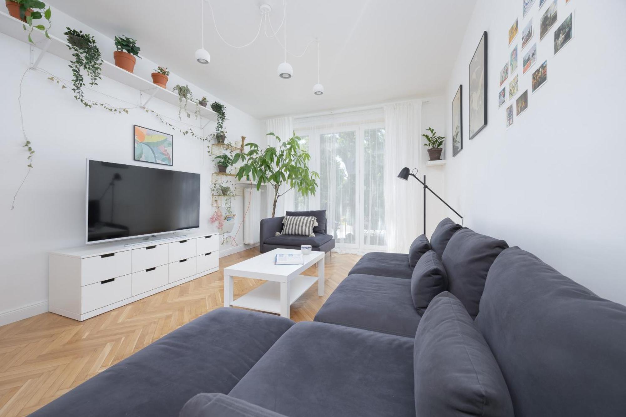 Apartament Bright In Saska Kepa Near Pge Narodowy By Renters