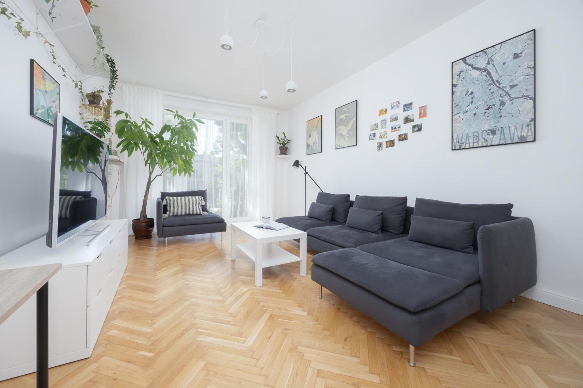 Bright In Saska Kepa Near Pge Narodowy By Renters Warszawa